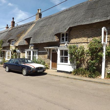 Hotel The Vane Arms Sudborough Exteriér fotografie